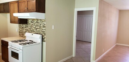 7434 Mountain Oak Trail in Live Oak, TX - Building Photo - Building Photo