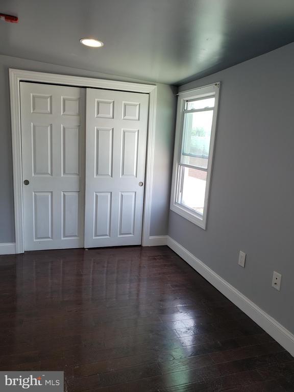 5329 Woodland Ave in Philadelphia, PA - Building Photo - Building Photo