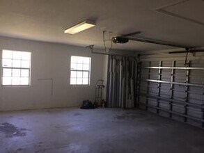 16302 87th Ln N in Westlake, FL - Building Photo - Building Photo