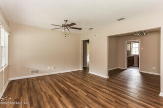 3114 N 3rd St Cir in Jacksonville, FL - Building Photo - Building Photo