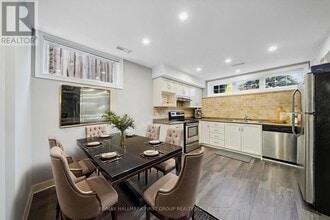 60 Brenda Crescent in Toronto, ON - Building Photo - Building Photo