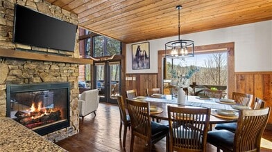 68 Shalom View in Blue Ridge, GA - Building Photo - Building Photo