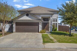 5528 Somerville St in Laredo, TX - Building Photo