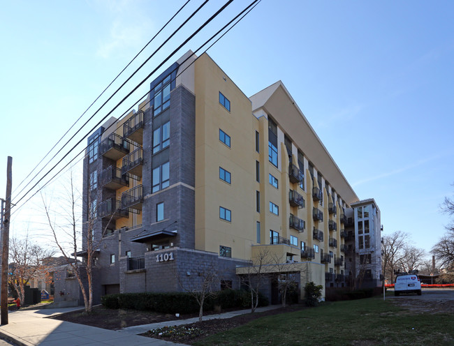 1101 18th Ave Condominiums