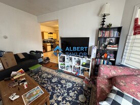 26 Haskell St, Unit 1 in Boston, MA - Building Photo