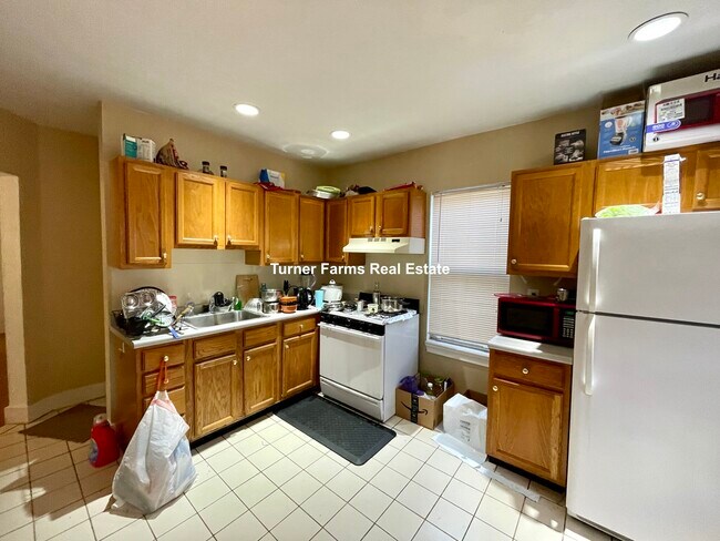135 Marcella St, Unit 3