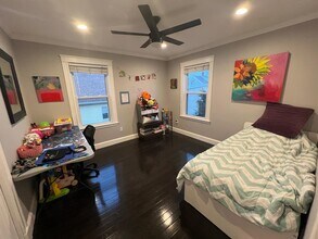 21 Edmands St in Somerville, MA - Building Photo - Building Photo