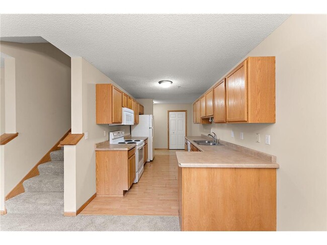 14975 Pinto Ln in Savage, MN - Building Photo - Building Photo