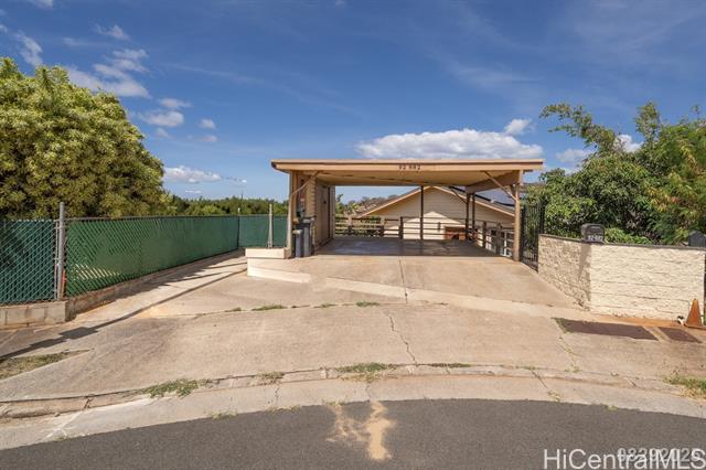 property at 92-882-882 Wainohia St