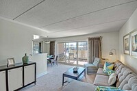 Golf Club Apartments photo'