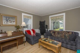 822 N 9th Ave E in Duluth, MN - Building Photo - Building Photo