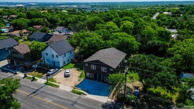 820 S Walters St-Unit -820 S Walters #1 in San Antonio, TX - Building Photo - Building Photo