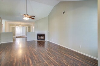 156 Pecan Grove Ave in Goose Creek, SC - Foto de edificio - Building Photo