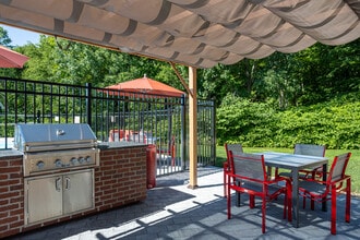 Tatnuck Square Apartments Worcester in Worcester, MA - Foto de edificio - Interior Photo