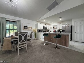 926 NE 33rd St in Cape Coral, FL - Building Photo - Building Photo