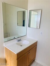 521 NE 24th Pl in Cape Coral, FL - Building Photo - Building Photo