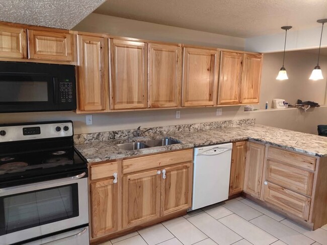 2090 Theresa Cove