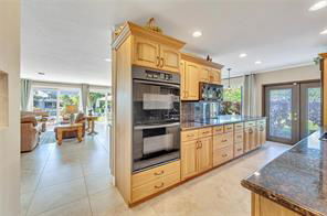 388 Hibiscus Dr in Hallandale Beach, FL - Building Photo - Building Photo