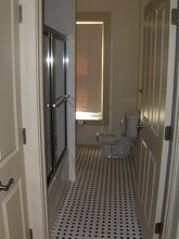 2215 Market St, Unit 2215 Market St. in Wheeling, WV - Foto de edificio - Building Photo