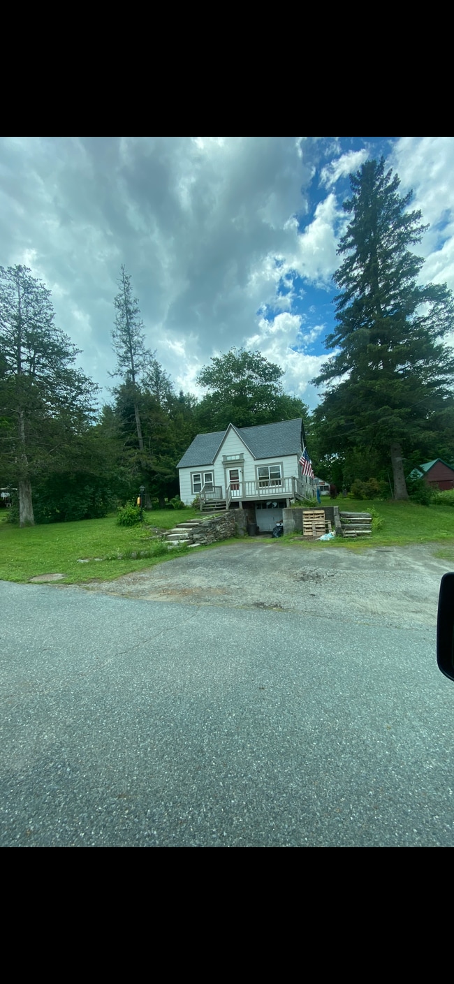 property at 47 E Gilson Ave