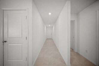 2402 Mobile St in Ennis, TX - Building Photo - Building Photo