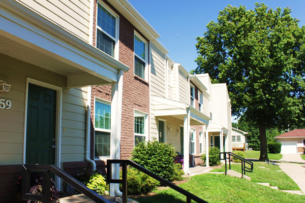 Mallory Place in Marshall, MO - Building Photo