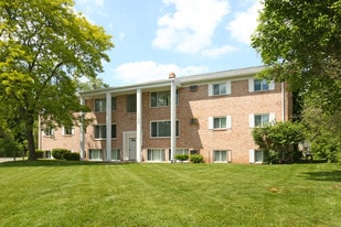 Ventnor Apartments in Lansing, MI - Building Photo