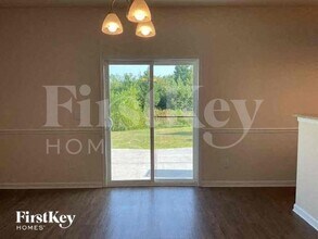 6032 Loy Ct in Charlotte, NC - Foto de edificio - Building Photo