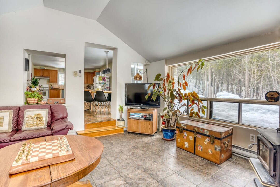 1540 Chem. Michel in Chertsey, QC - Building Photo