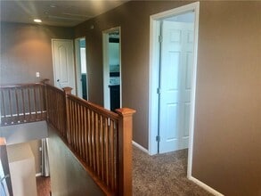 16748 Broadmoor Way in Fontana, CA - Building Photo - Building Photo