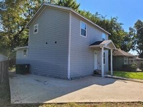 8502 N Main St in Houston, TX - Building Photo - Building Photo