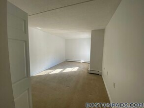 757 Highland Ave in Needham, MA - Building Photo - Building Photo