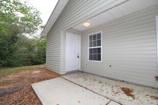 601 N 61st Ave in Pensacola, FL - Building Photo