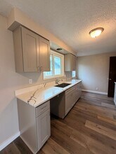 628 S 38th St in Springfield, OR - Building Photo - Building Photo