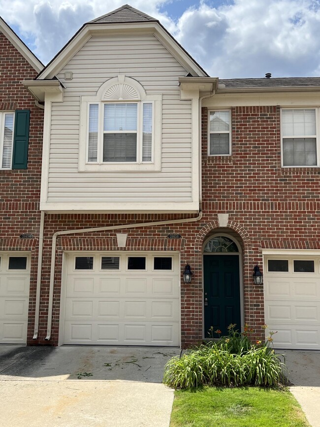 property at 39656 Rockcrest Ln