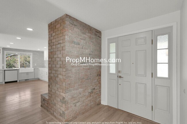 1461 Greentree Cir in Lake Oswego, OR - Building Photo - Building Photo