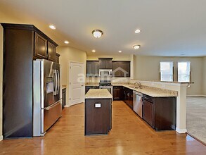207 S Dunnwood Ln in Mount Juliet, TN - Building Photo - Building Photo