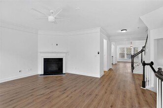 3267 Ferncliff Ln in Atlanta, GA - Building Photo - Building Photo