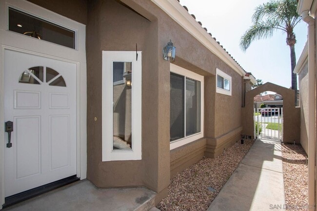 15643 Royal Lytham Square in San Diego, CA - Building Photo - Building Photo