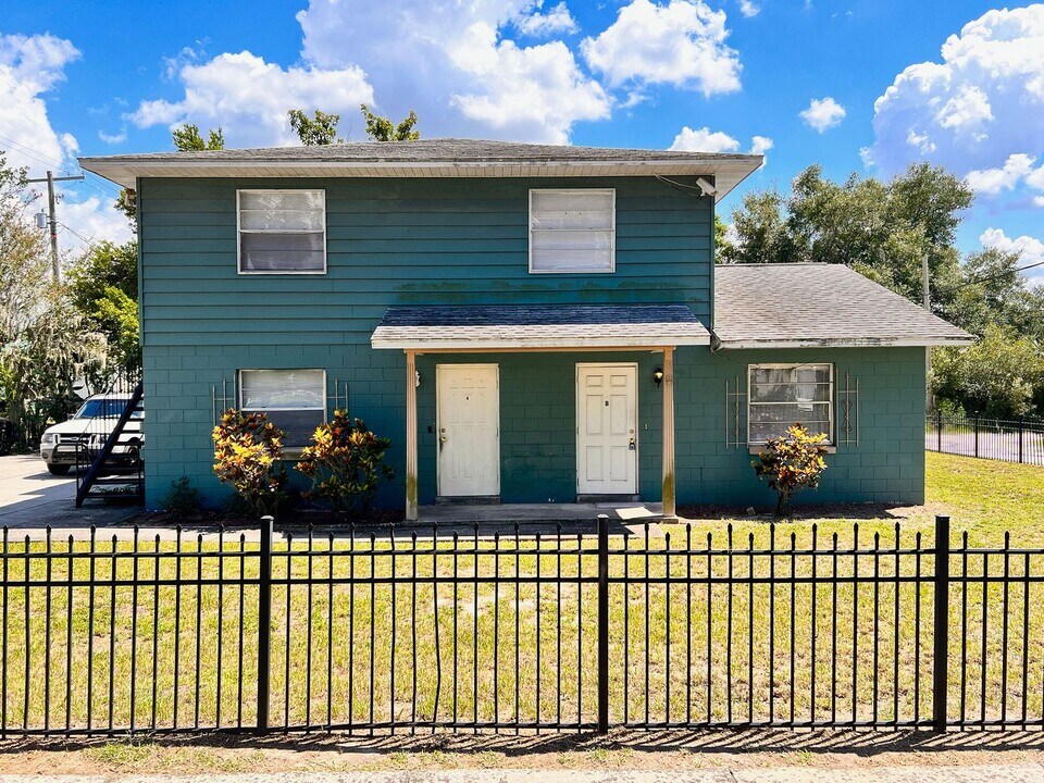 329 7th St SW in Winter Haven, FL - Building Photo