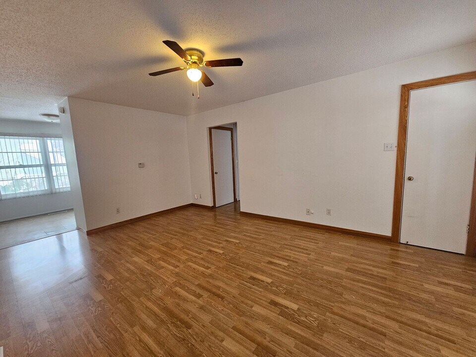 4851 Ford Ave NW in Cedar Rapids, IA - Building Photo