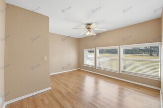 1309 Oakridge Rd in Azle, TX - Building Photo - Building Photo