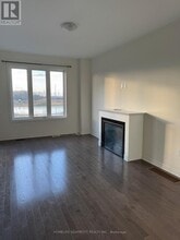 1235 Rexton Dr in Oshawa, ON - Building Photo - Building Photo