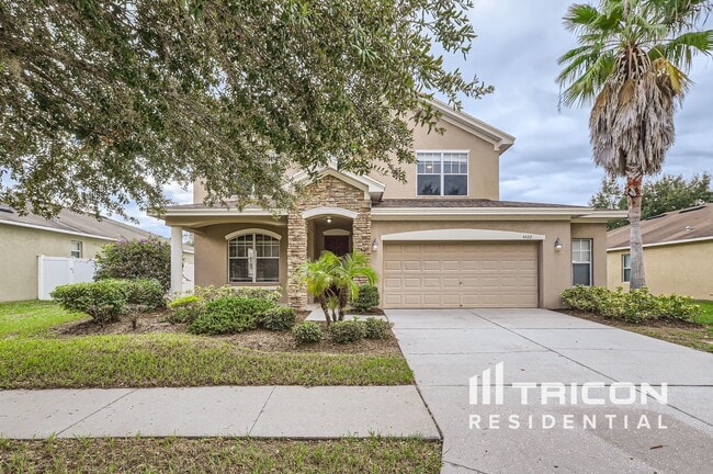 4422 Fieldview Cir in Wesley Chapel, FL - Foto de edificio - Building Photo