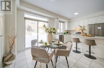 968 Cormorant Path in Pickering, ON - Building Photo - Building Photo