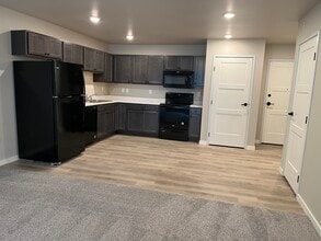 Lincoln Heights in Harrisburg, SD - Foto de edificio - Building Photo