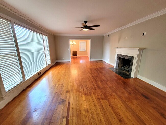 4066 Wares Ferry Rd in Montgomery, AL - Building Photo - Building Photo