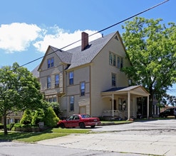 755 Broadway Ave in Bedford, OH - Building Photo - Building Photo