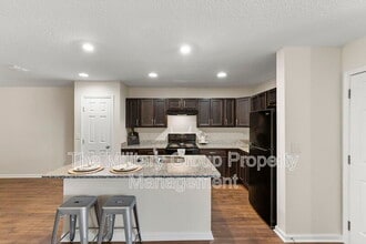 1343 Pangola Dr in Jacksonville, FL - Building Photo - Building Photo