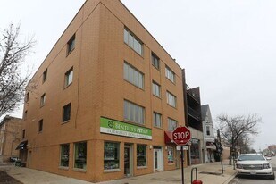3655 N Southport Ave, Unit 2N in Chicago, IL - Building Photo